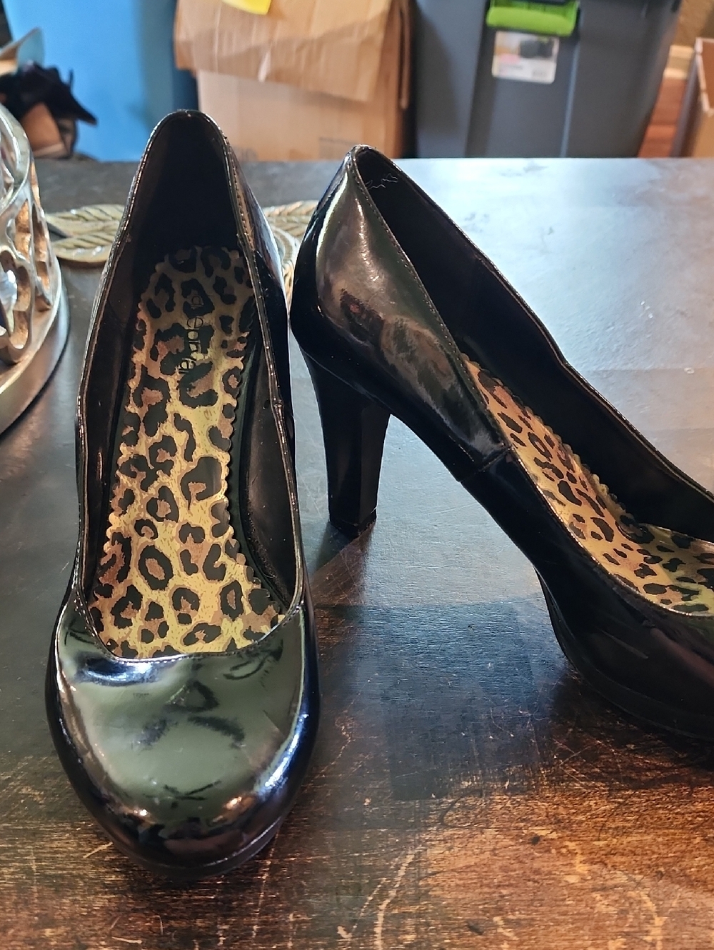 Lane Bryant Black Patent Leather High Heel Pumps with Leopard Insole 11W